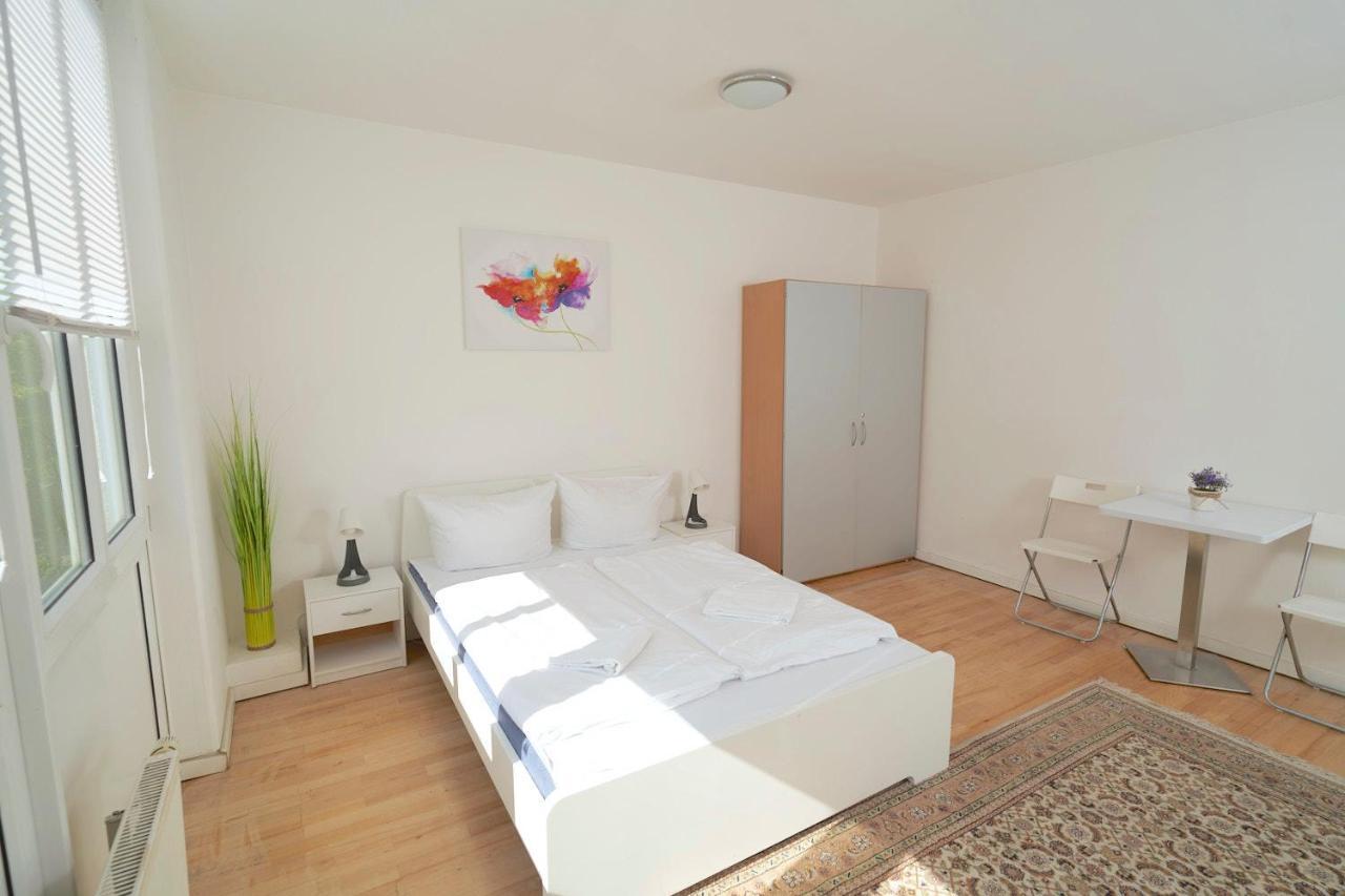 Bnb Potsdamer Platz - Rooms & Apartments Berlin Exteriör bild