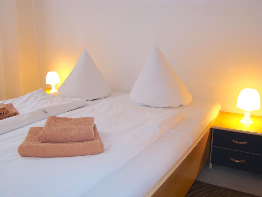 Bnb Potsdamer Platz - Rooms & Apartments Berlin Exteriör bild